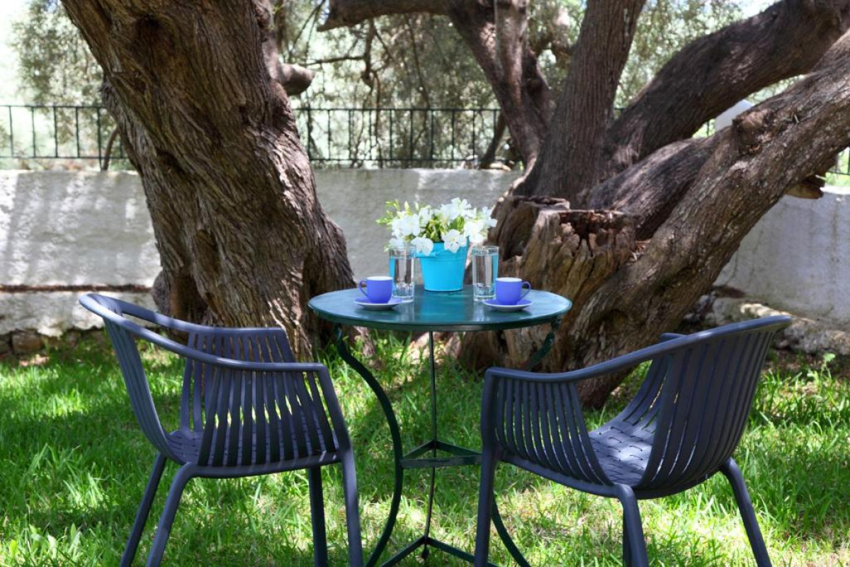 Summer House Louisa