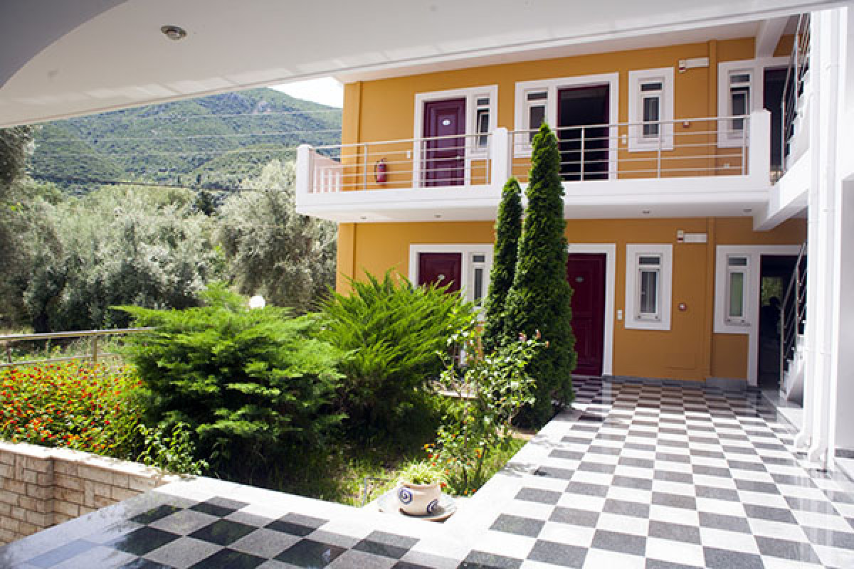 Summertime Inn