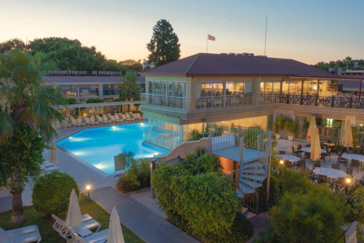 SUN CLUB SIDE