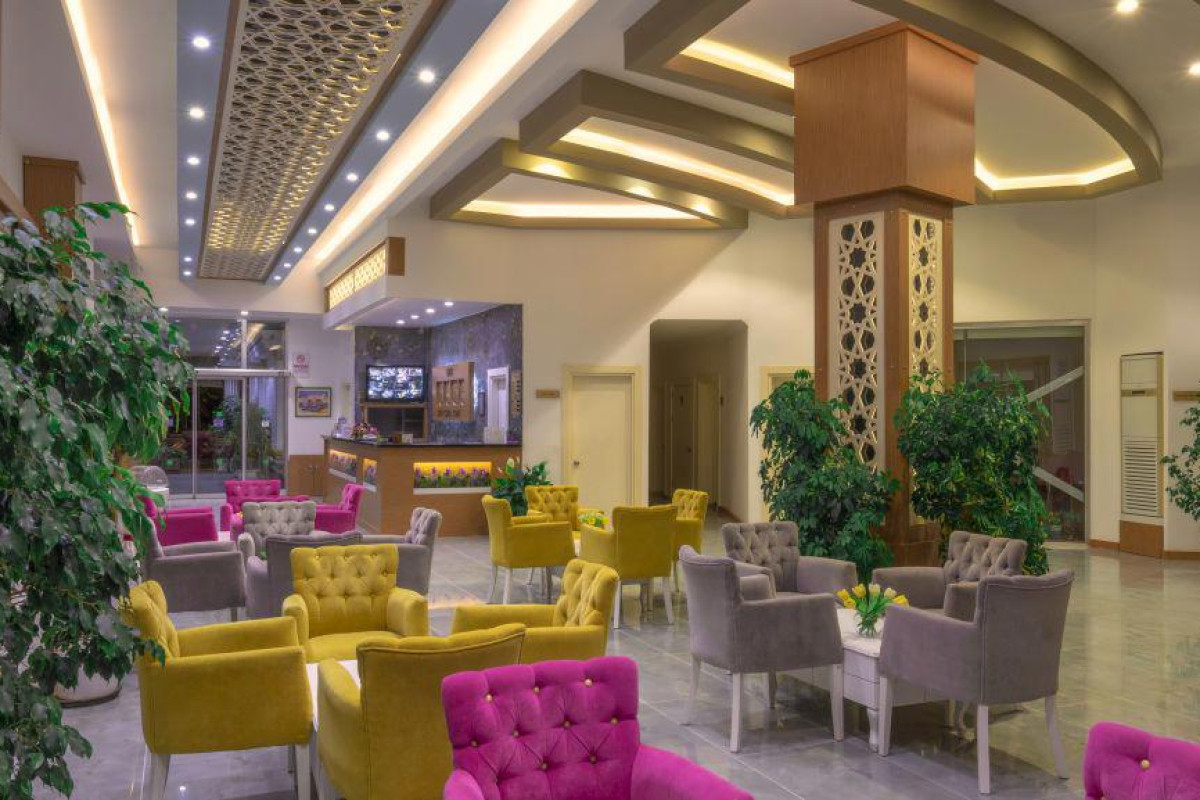 SUN CLUB SIDE