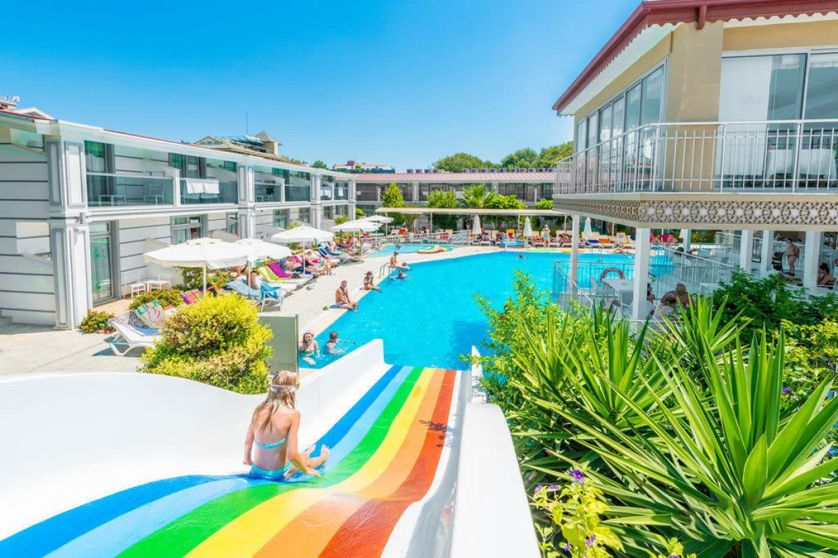 SUN CLUB SIDE HOTEL
