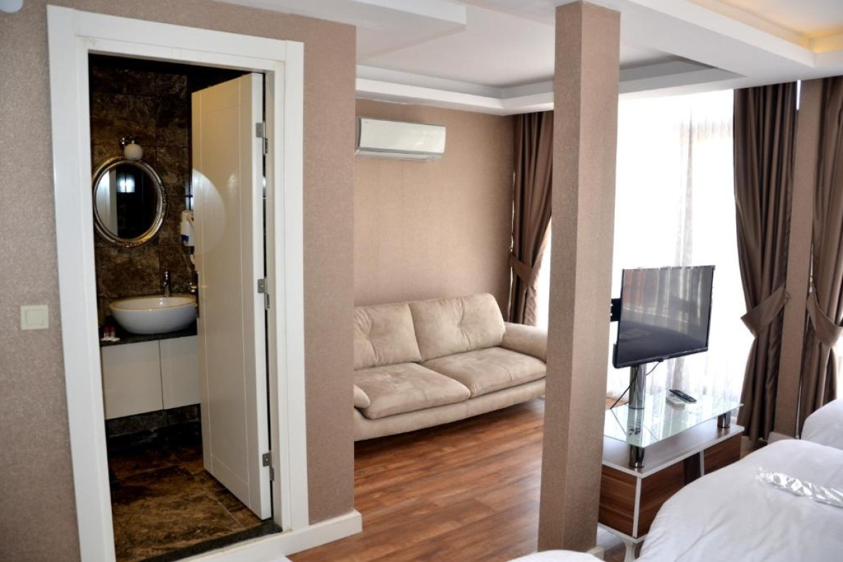 SUN COMFORT HOTEL