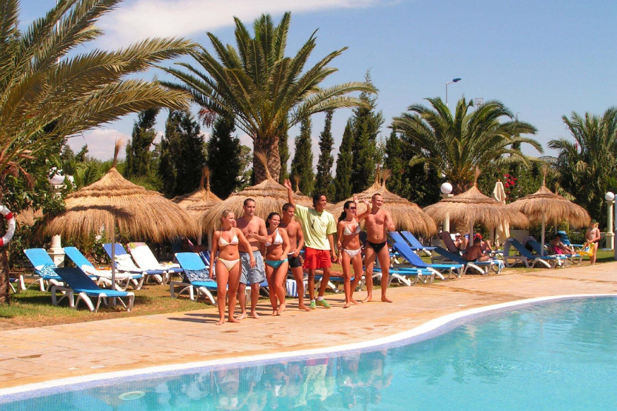 Sun Holiday Beach