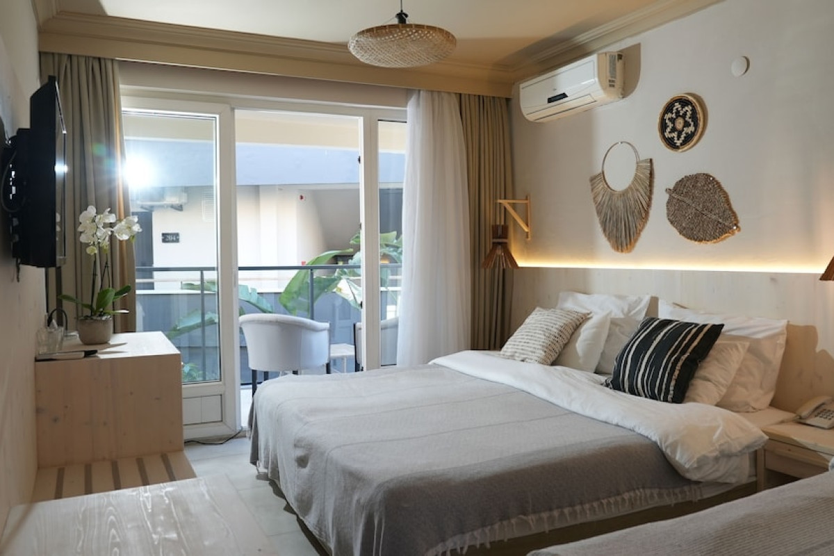 Sun Hotel By En Vie Beach