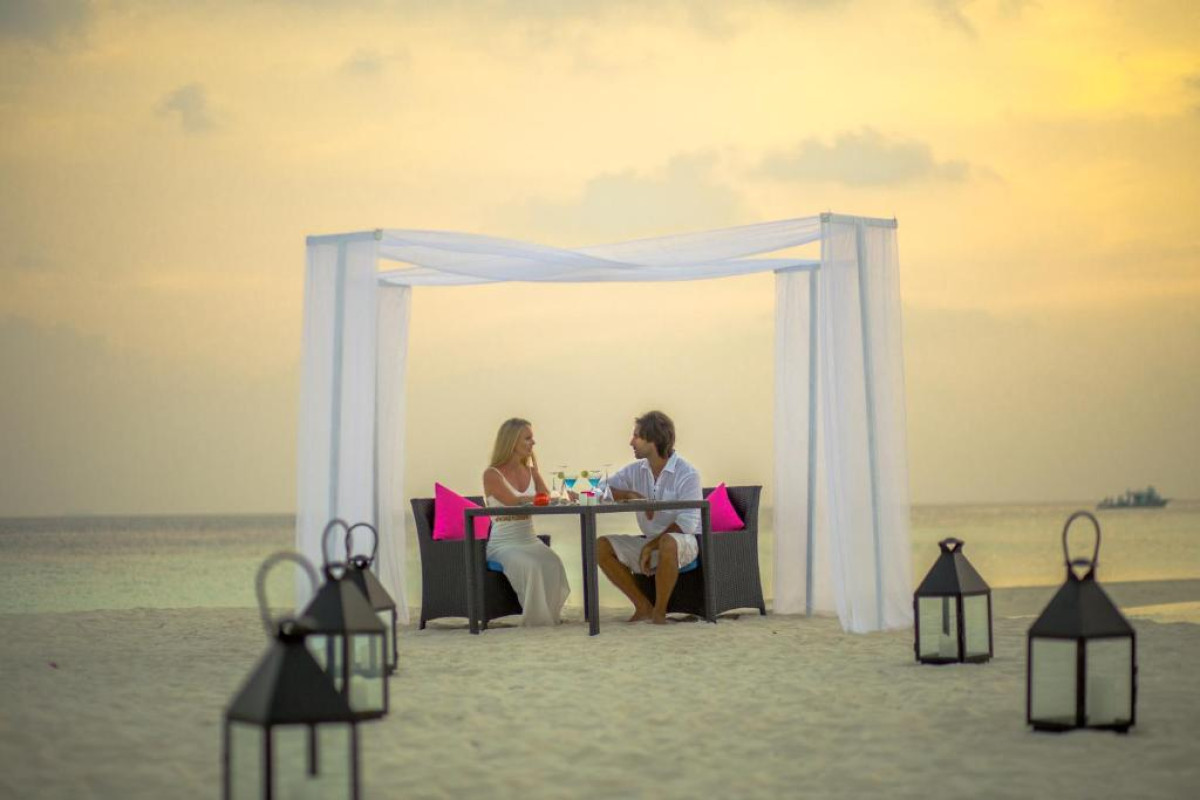 Sun Siyam Vilu Reef Resort