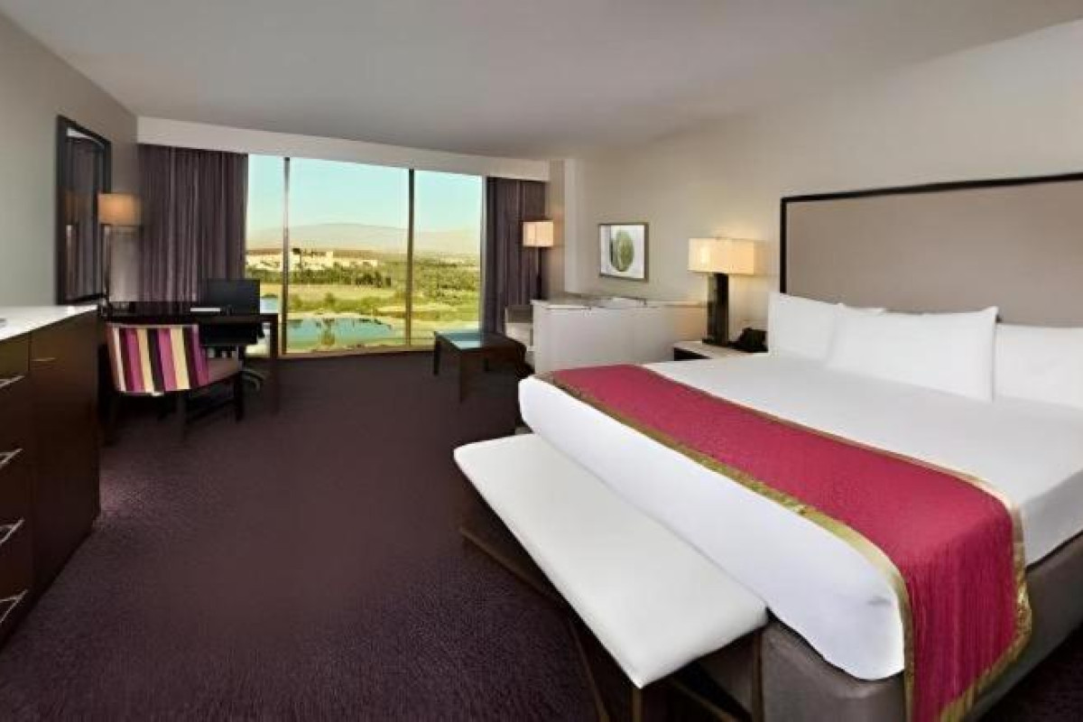 Suncoast Hotel and Casino