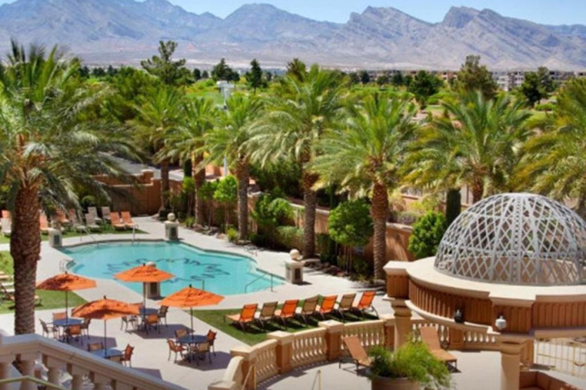 Suncoast Hotel and Casino
