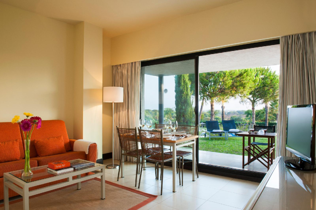Sunday Resort El Rompido – The Club