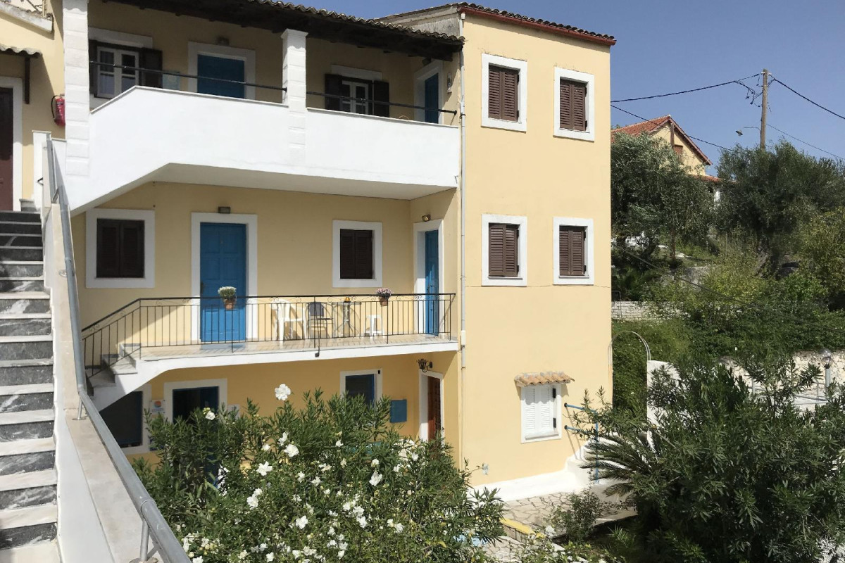 Sunflower Apartments & Studios