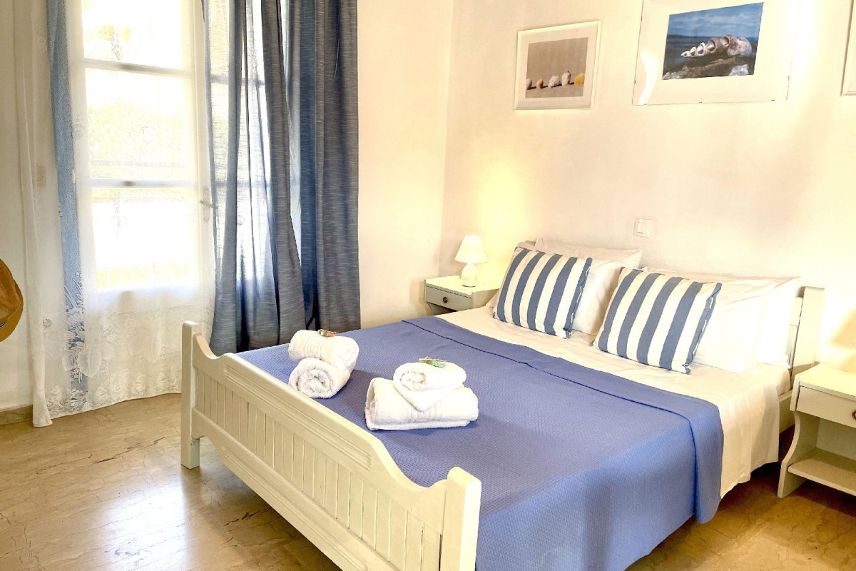 Sunflower Apartments & Studios