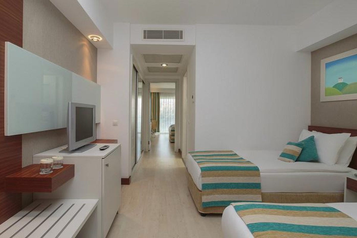 SUNIS EVREN BEACH RESORT HOTEL & SPA