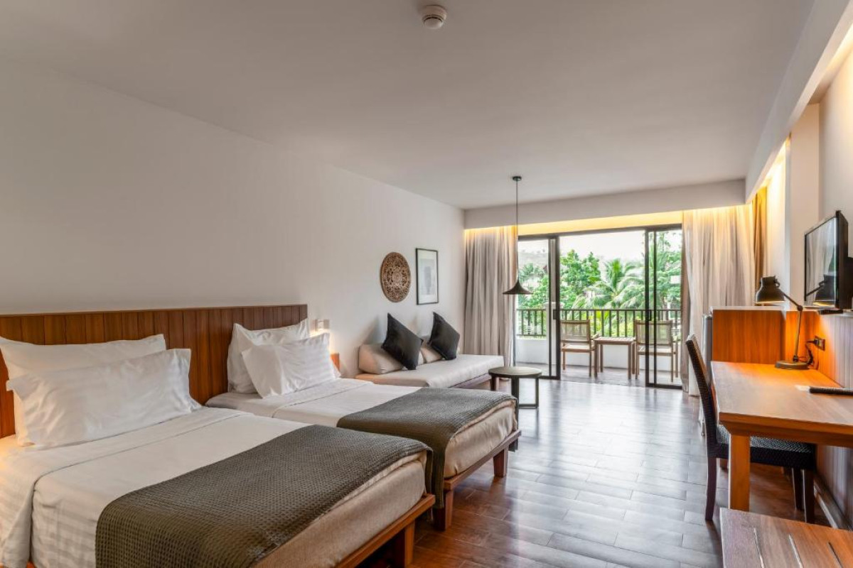 Sunprime Kamala Beach Resort