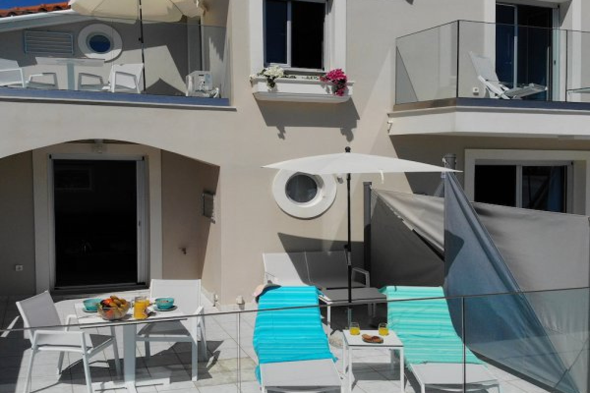 Sunrise Bay Apartments