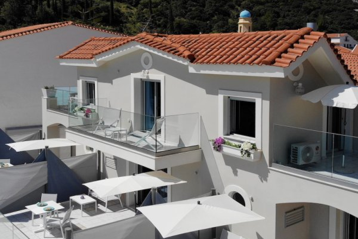 Sunrise Bay Apartments