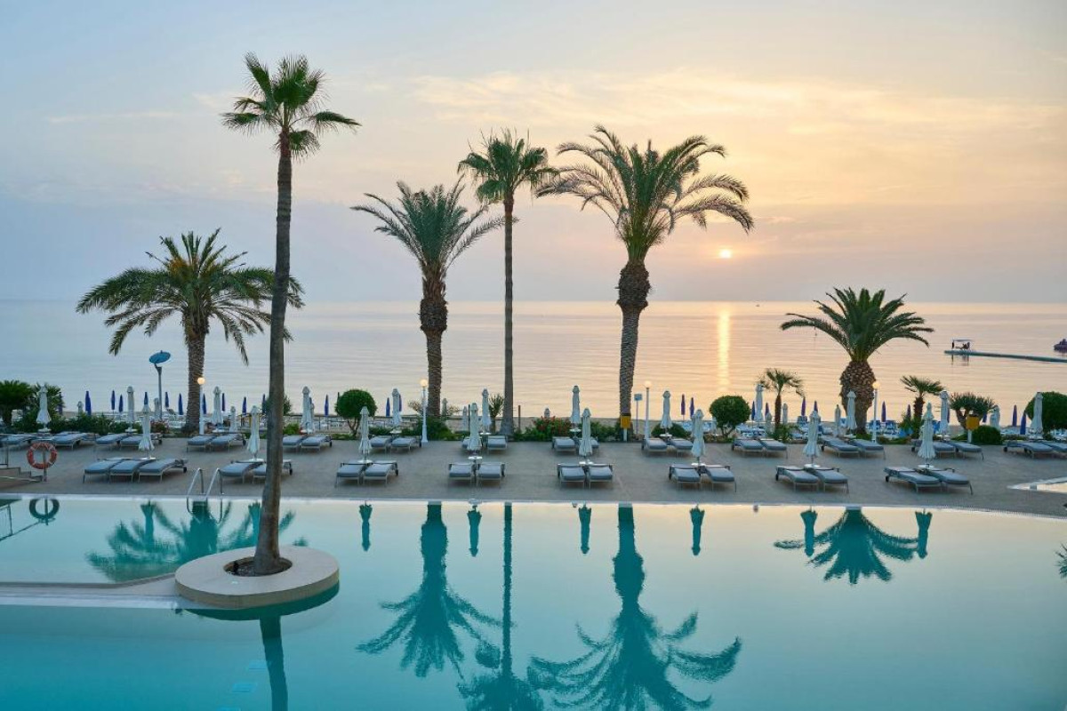 Sunrise Beach Hotel