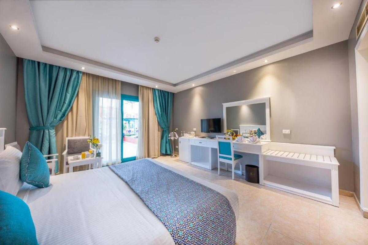 SUNRISE Garden Beach Resort