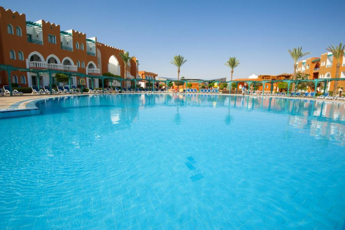 SUNRISE Garden Beach Resort