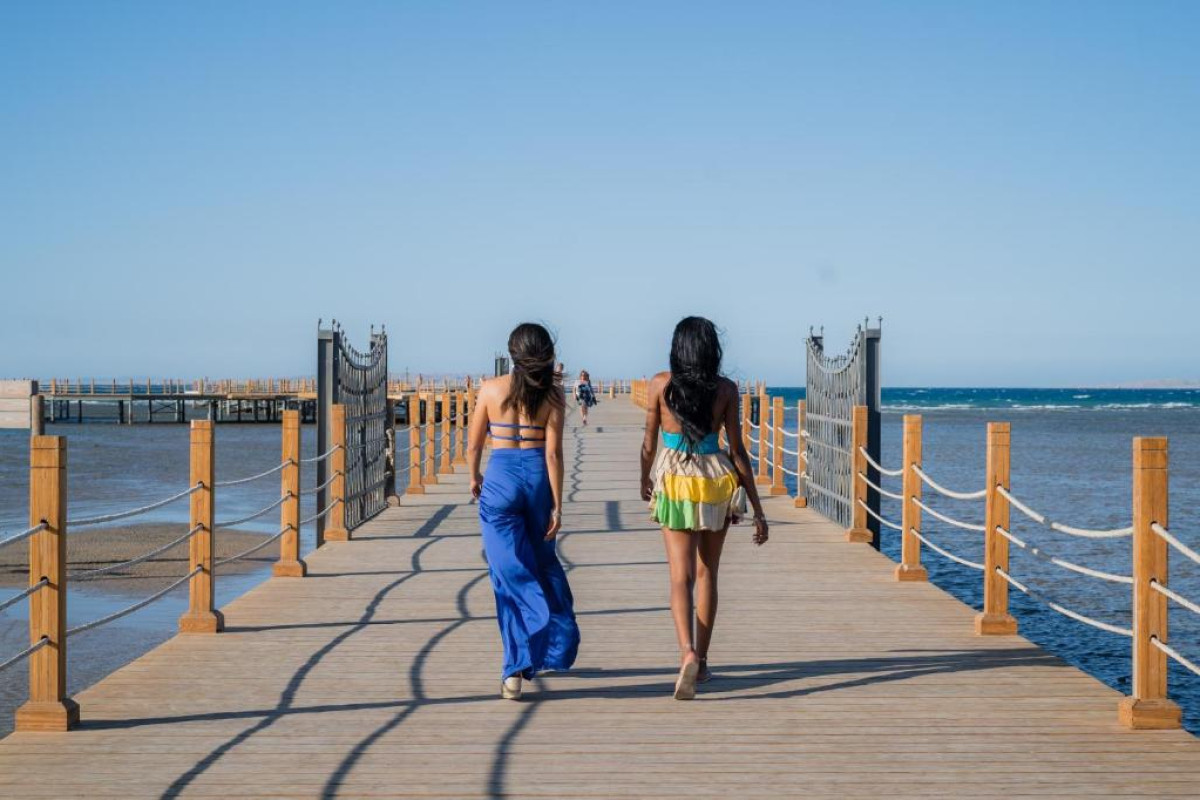 SUNRISE Garden Beach Resort