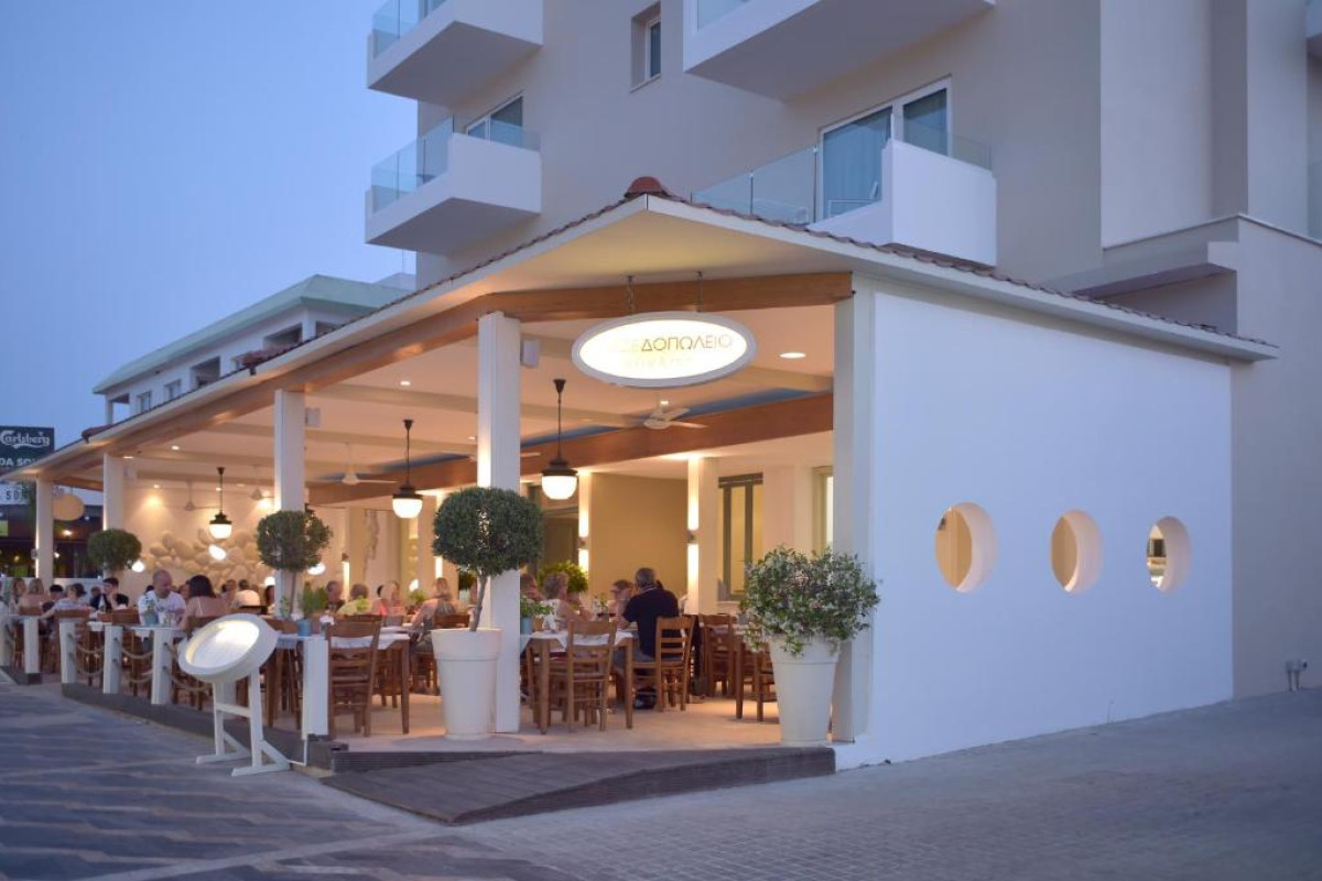 Sunrise Gardens Aparthotel