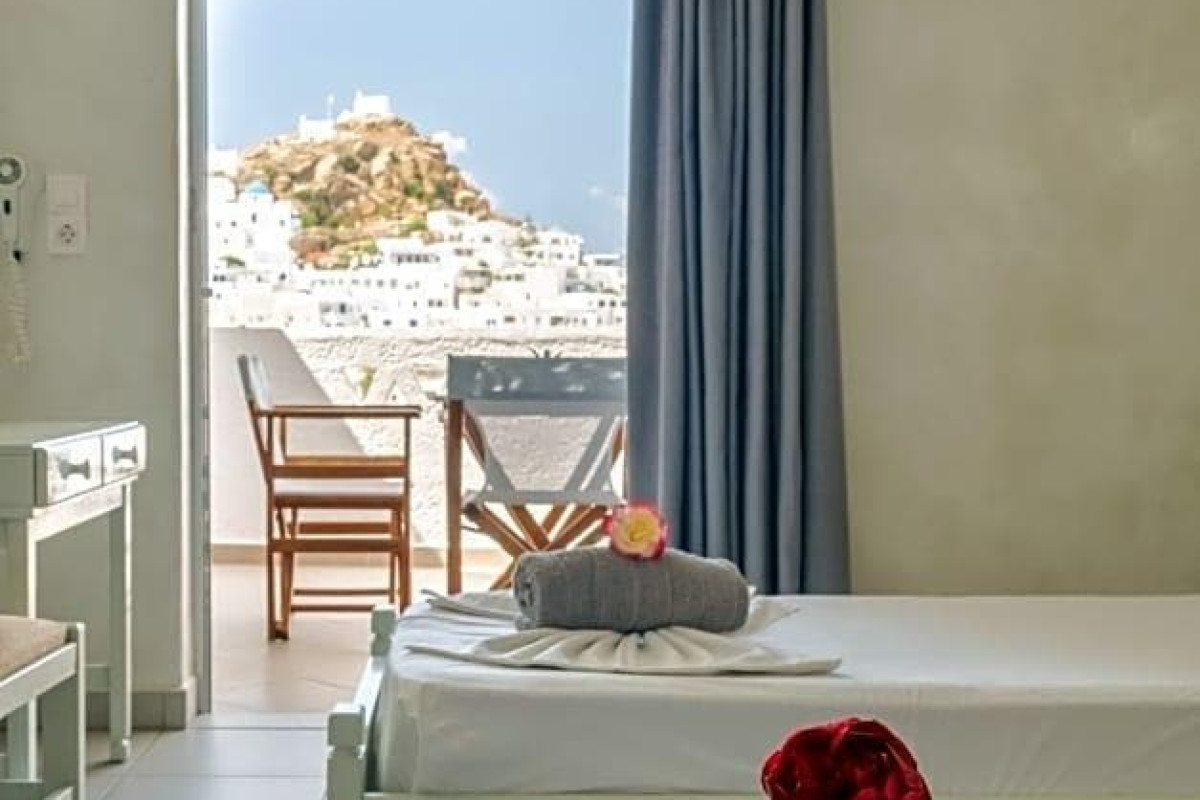 Sunrise Hotel
