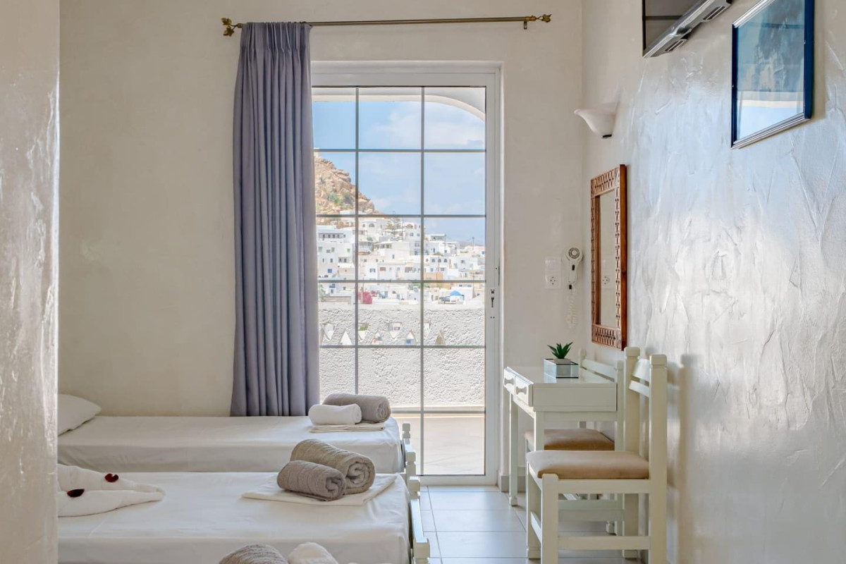 Sunrise Hotel