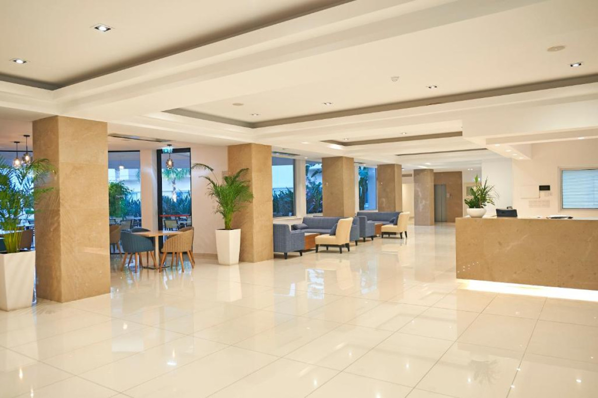 Sunrise Oasis Hotel