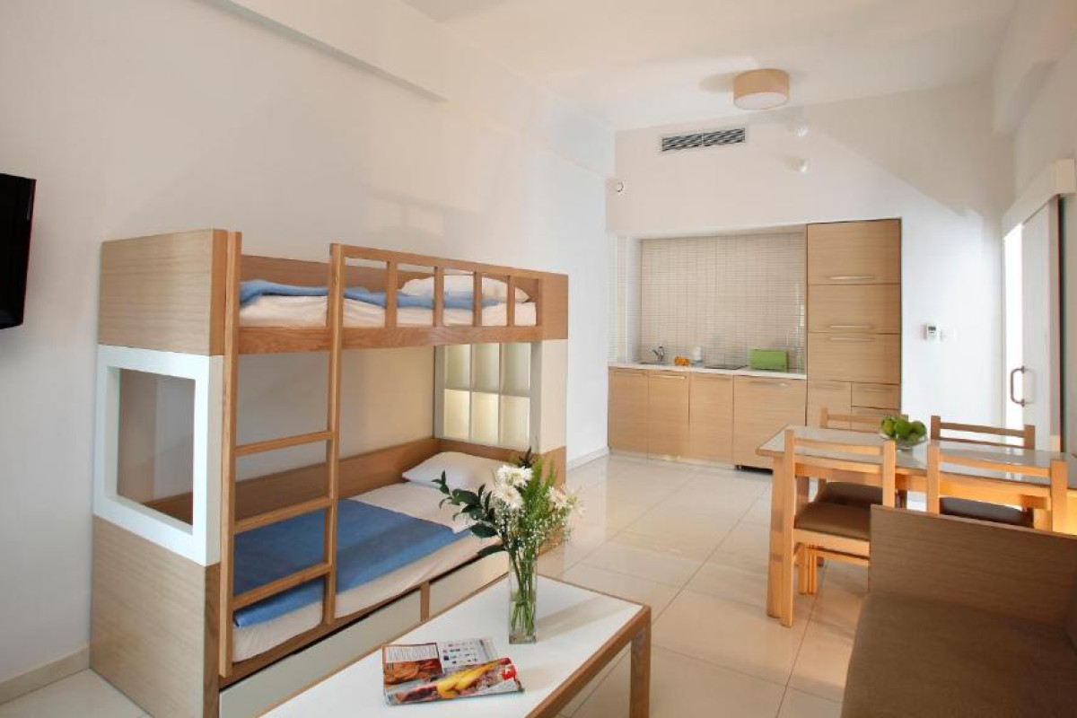 Sunrise Oasis Hotel