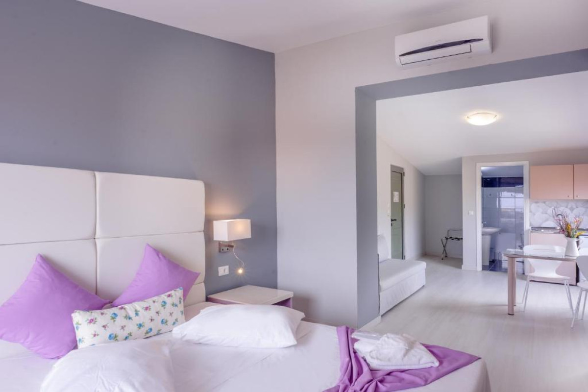 SUNRISE HOTEL - PLATANIAS