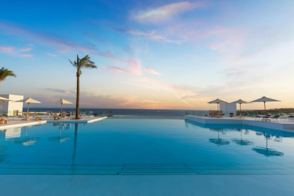 SUNRISE WHITE HILLS SHARM