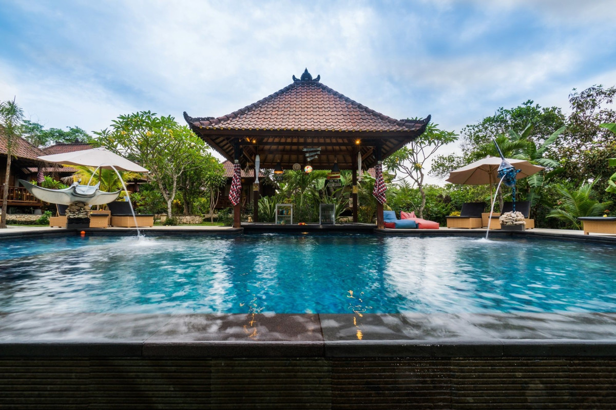 Sunset Garden Nusa Lembongan