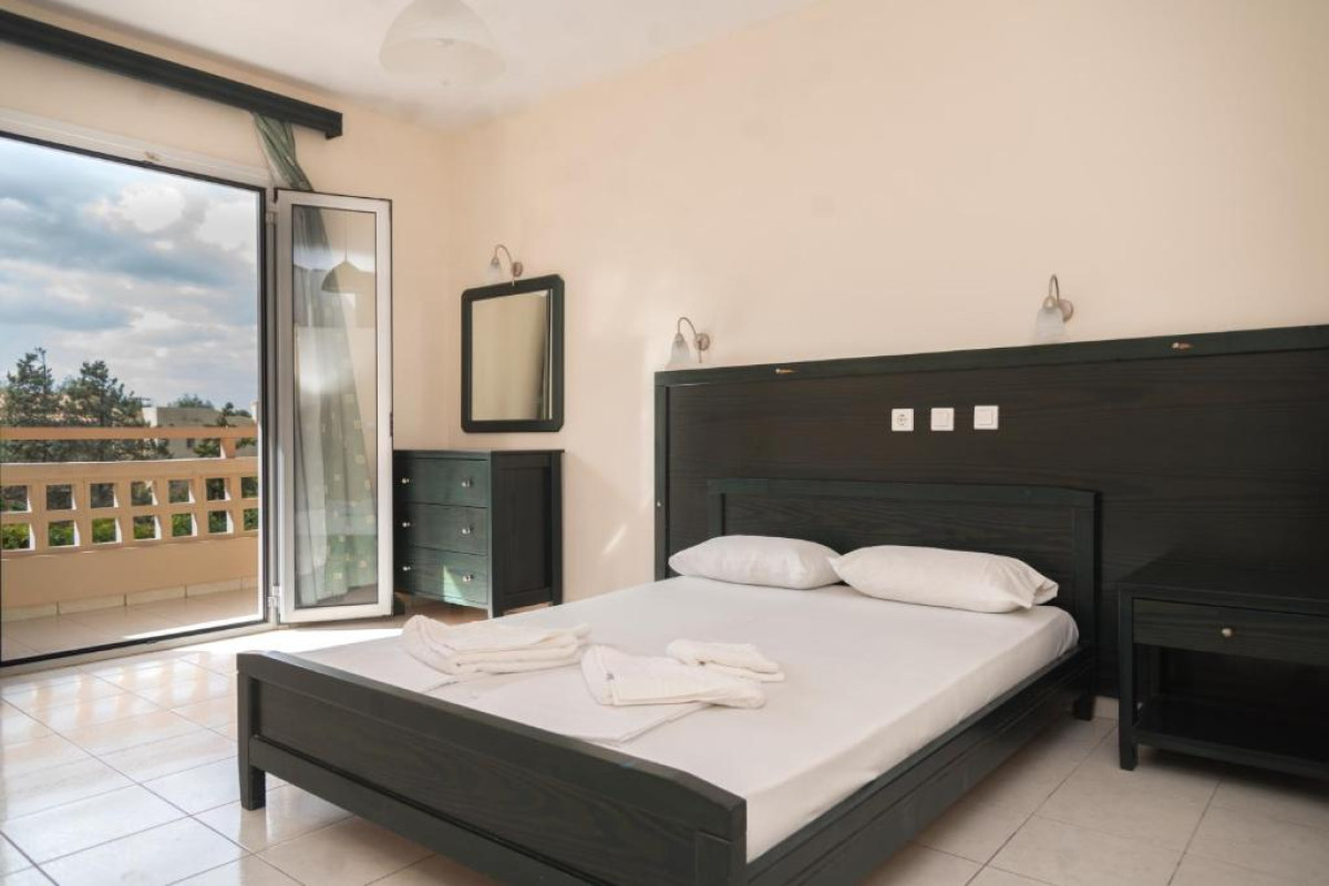 Sunset Malia Studios & Apartments