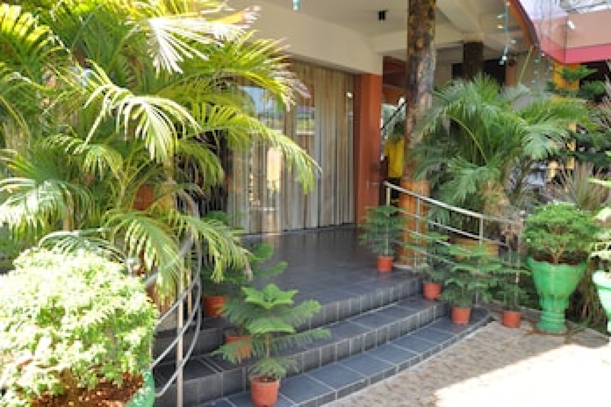 SUNSHINE HOTEL AND HALL