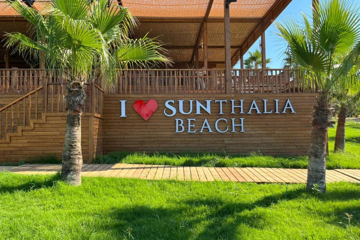 SUNTHALIA HOTELS & RESORT PARTY (+16 ADULT ONLY)