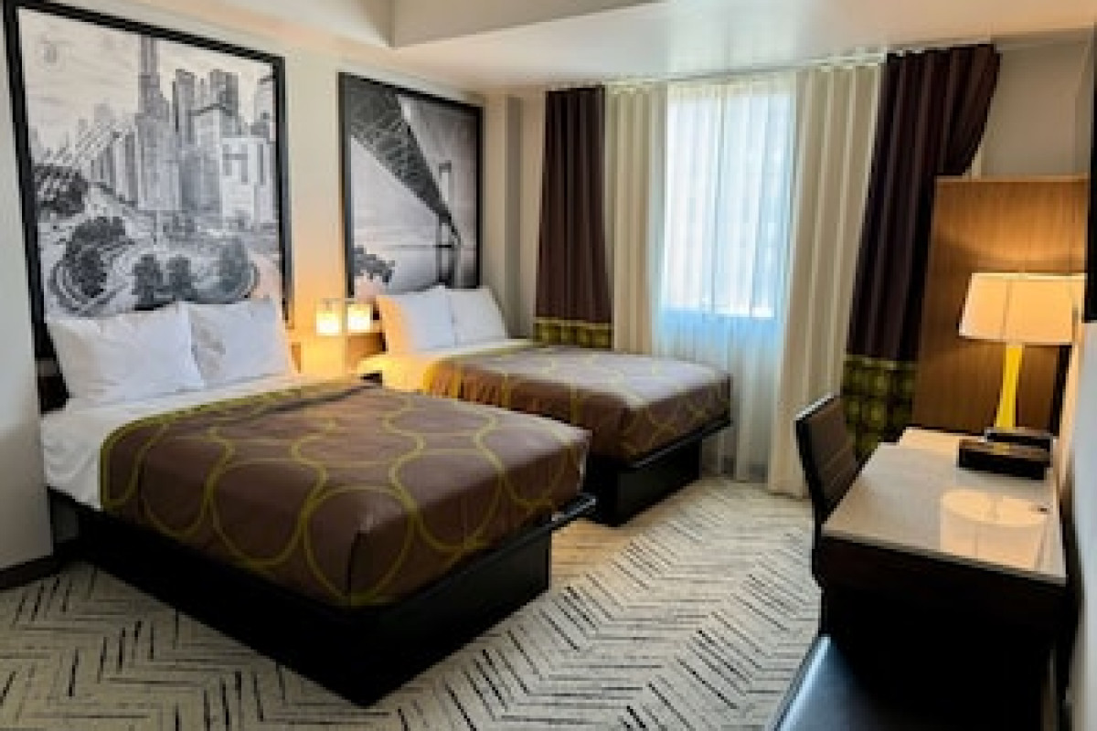 SUPER 8 BY WYNDHAM BRONX NEAR STADIUM