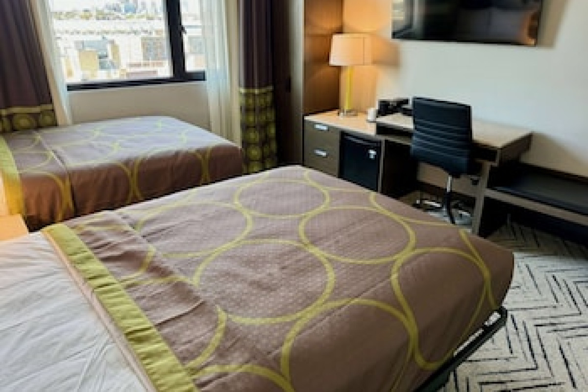 SUPER 8 BY WYNDHAM BRONX NEAR STADIUM