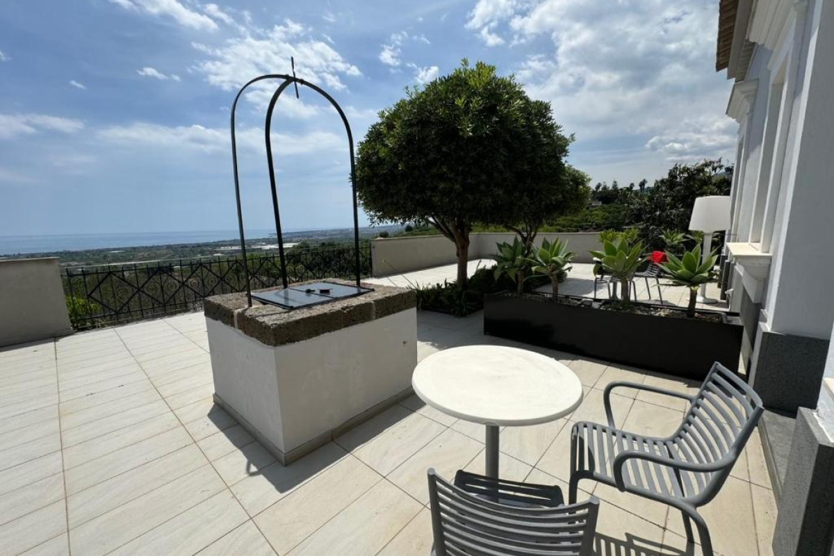Talè Restaurant & Suite