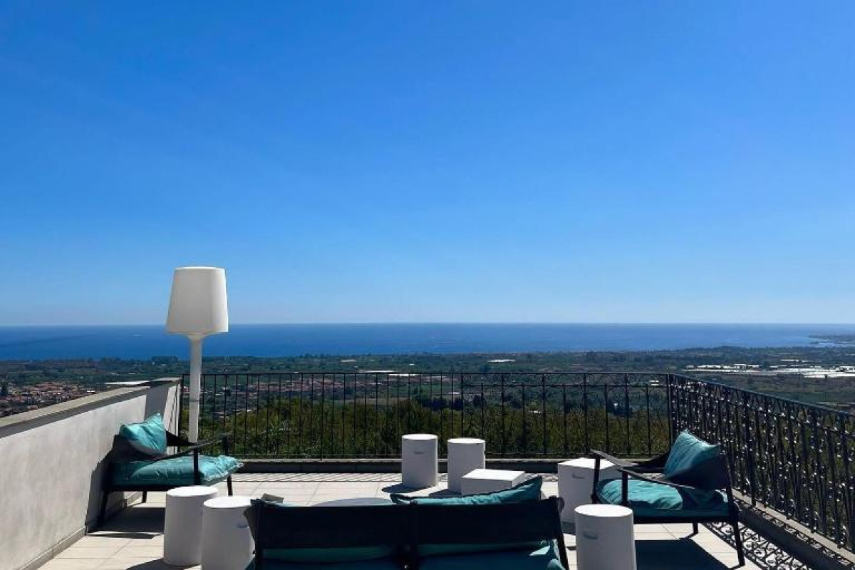 Talè Restaurant & Suite