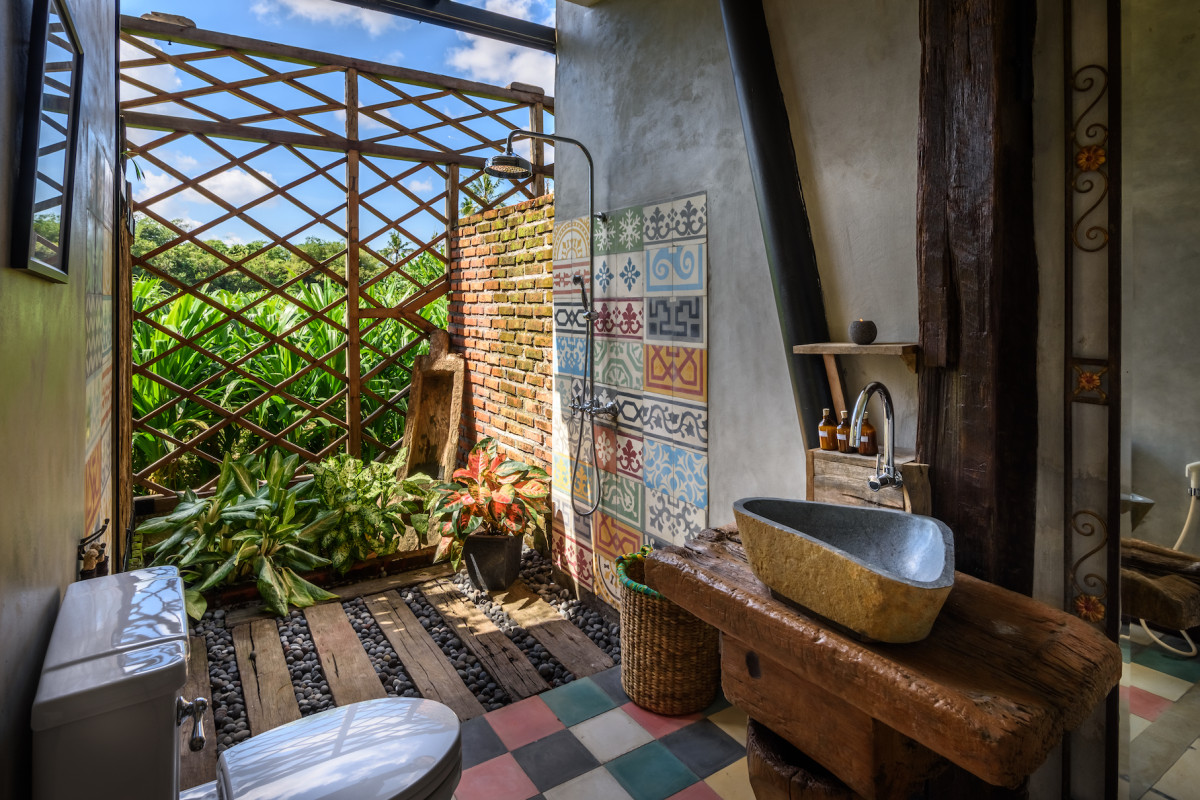 Taman Nauli Bed & Breakfast