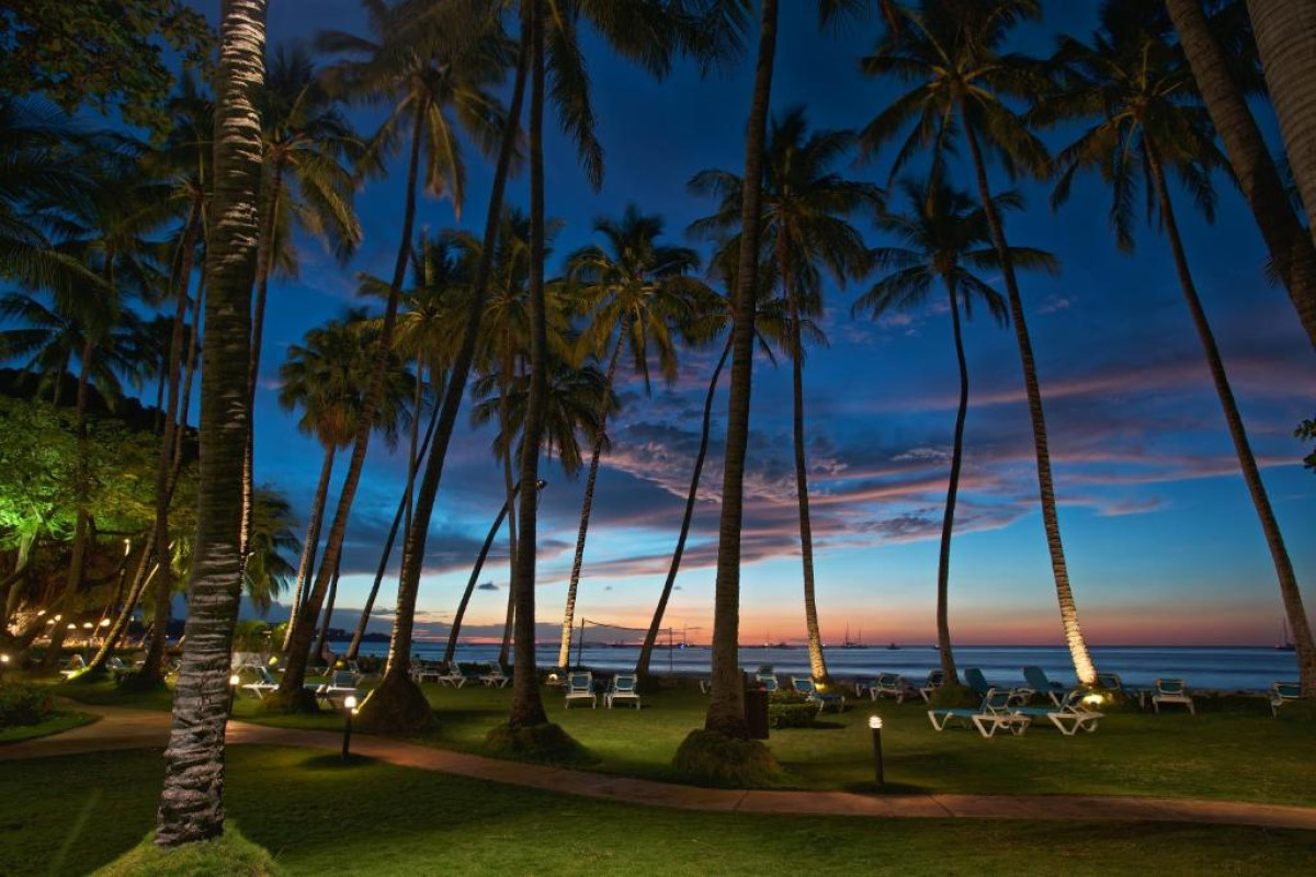 Tamarindo Diria Beach Resort