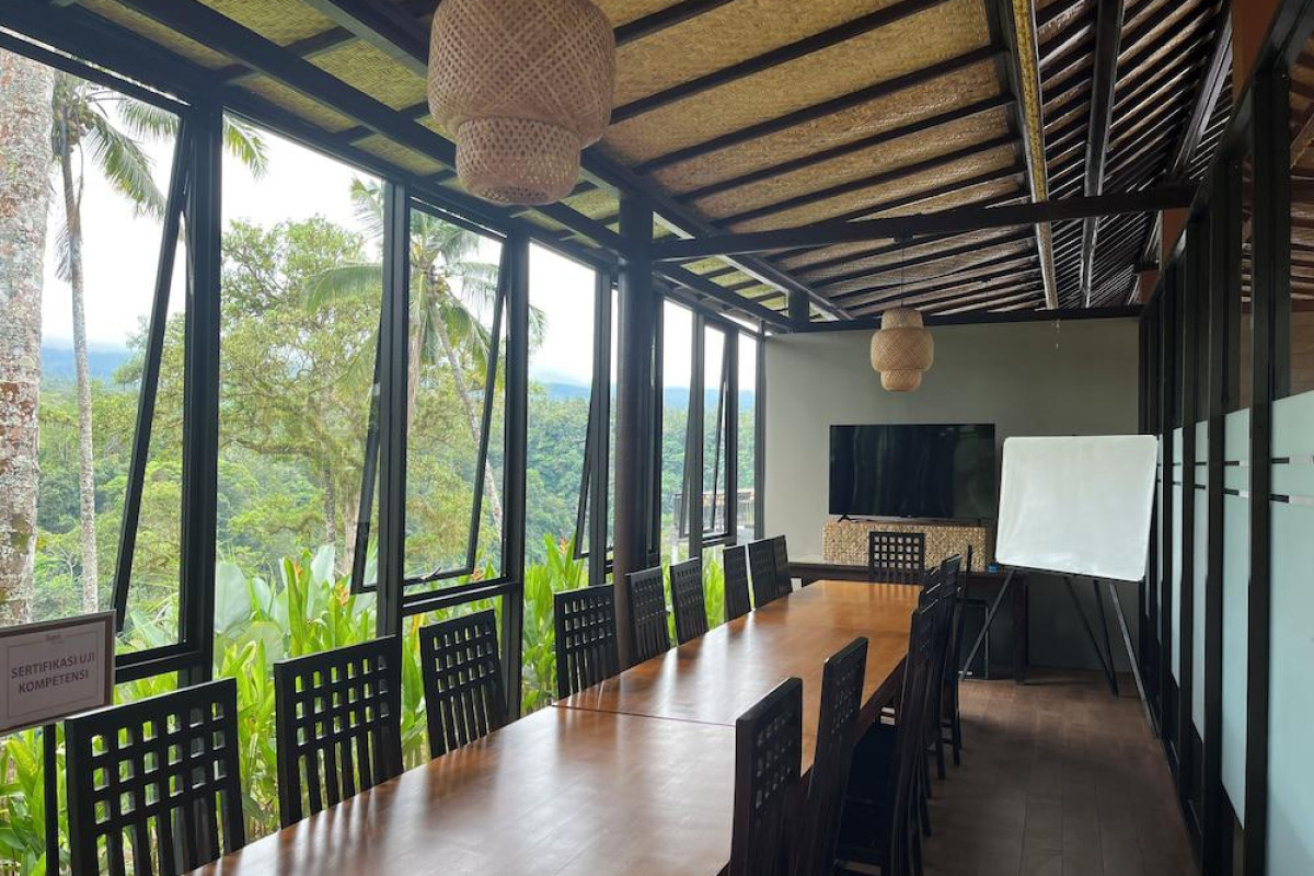 Tapa Agung View