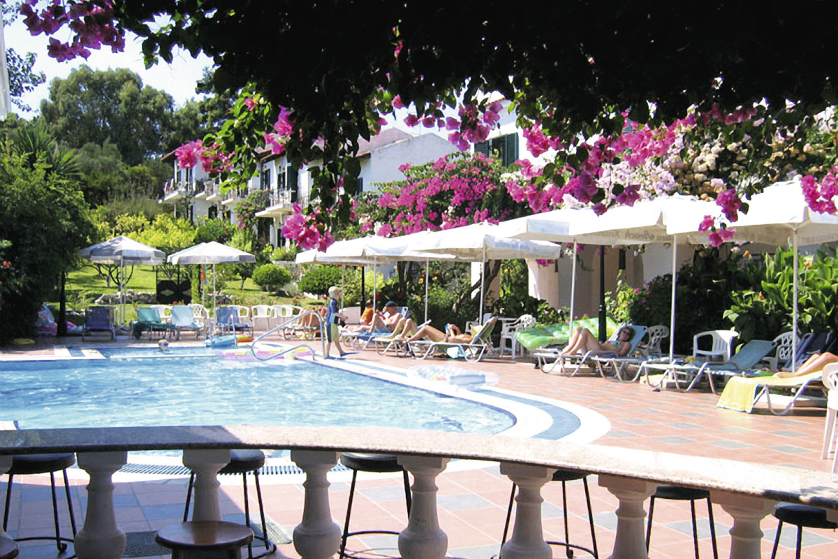 Tara Beach Hotel