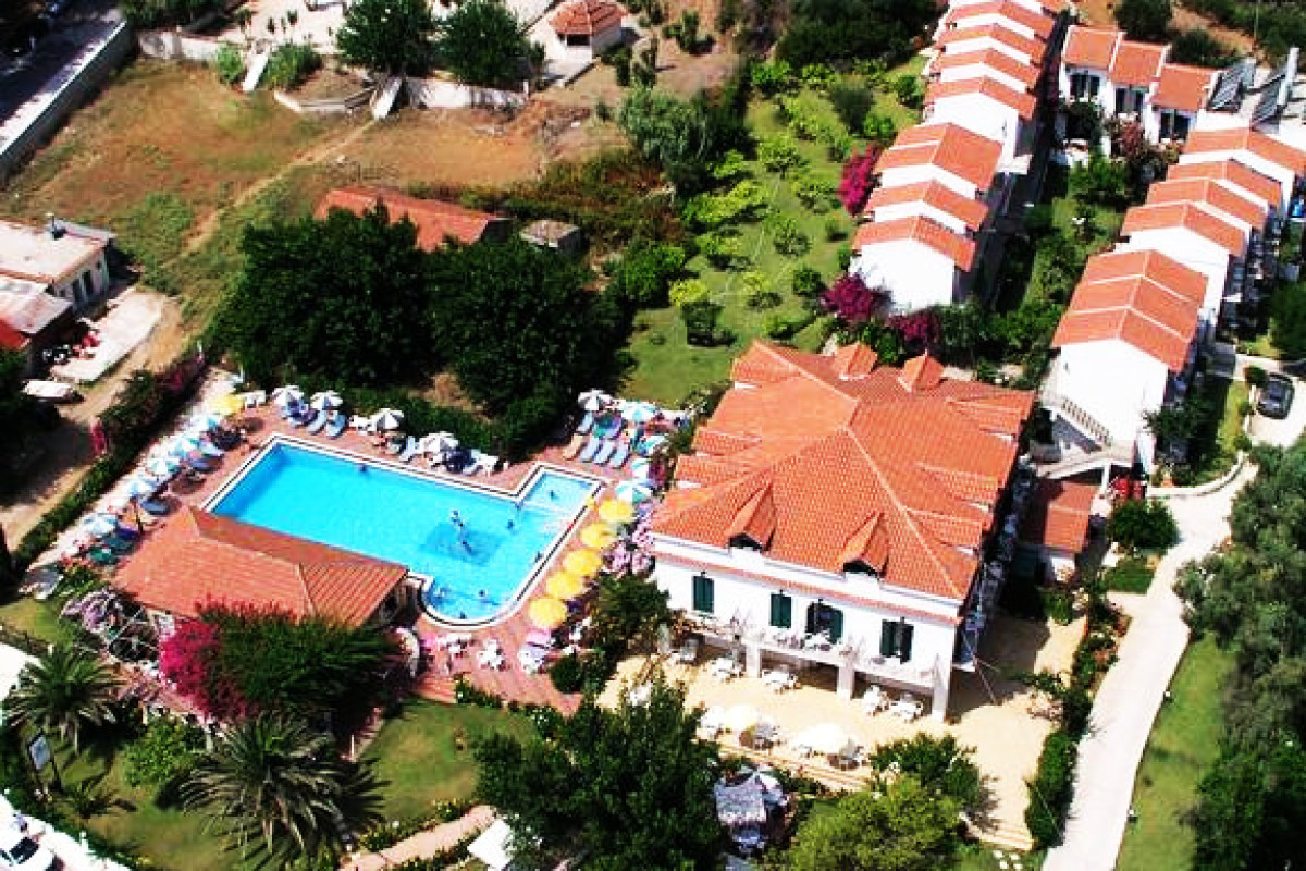 Tara Beach Hotel