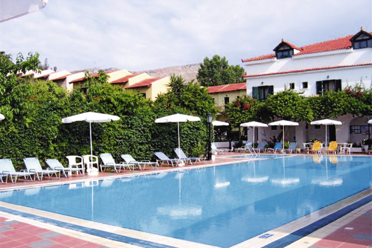 Tara Beach Hotel