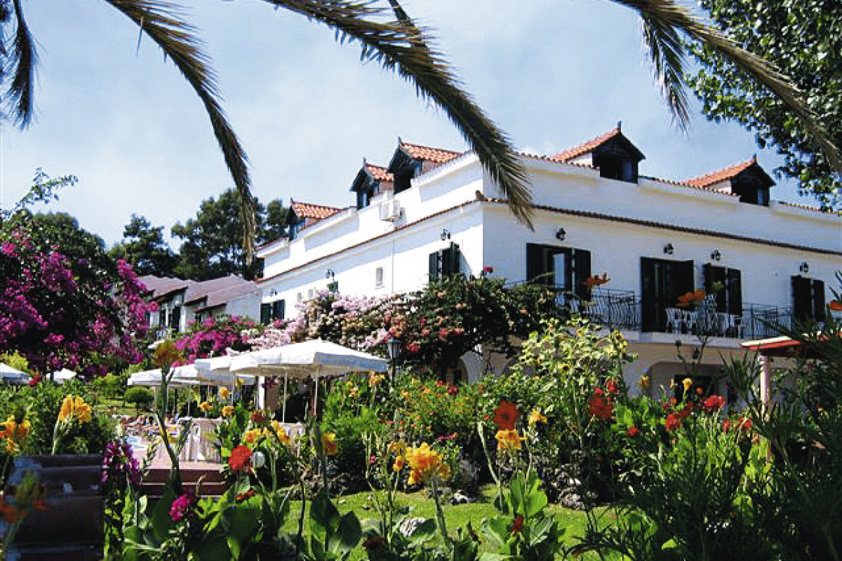 Tara Beach Hotel