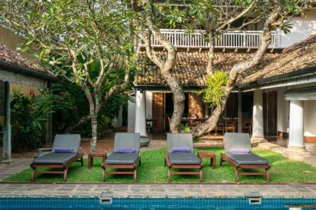 Taru Villas Rampart Street