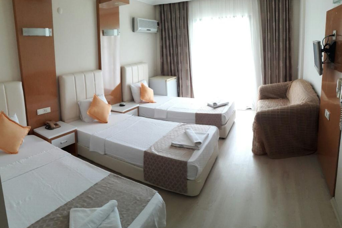 TEMPLE BEACH HOTEL