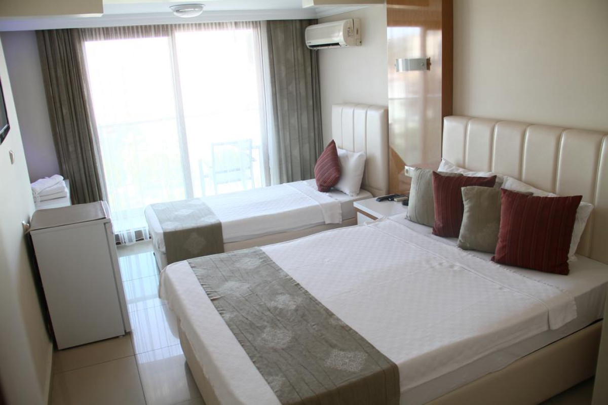 TEMPLE BEACH HOTEL