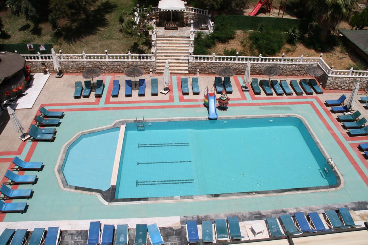 TEMPLE BEACH HOTEL