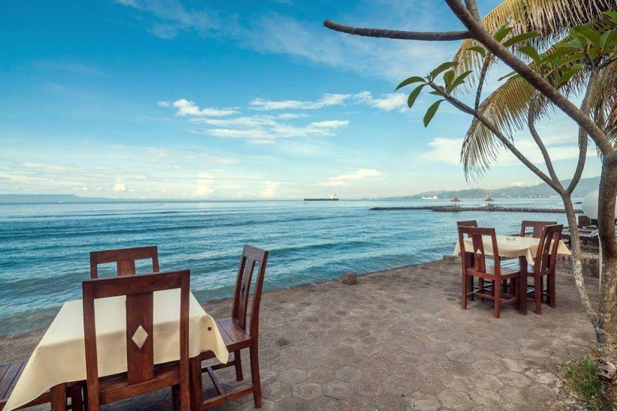 Temple Cafe & Seaside Cottages