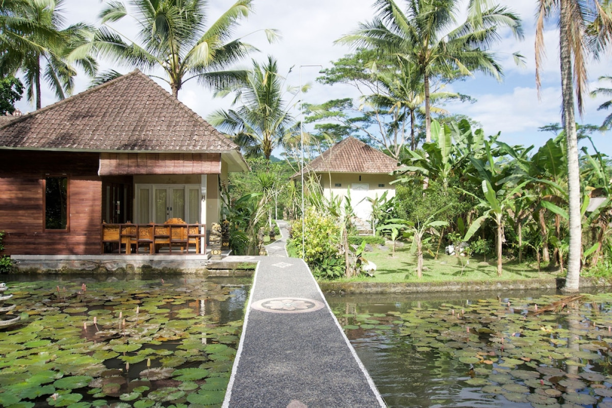 Tepi Sungai Guest House